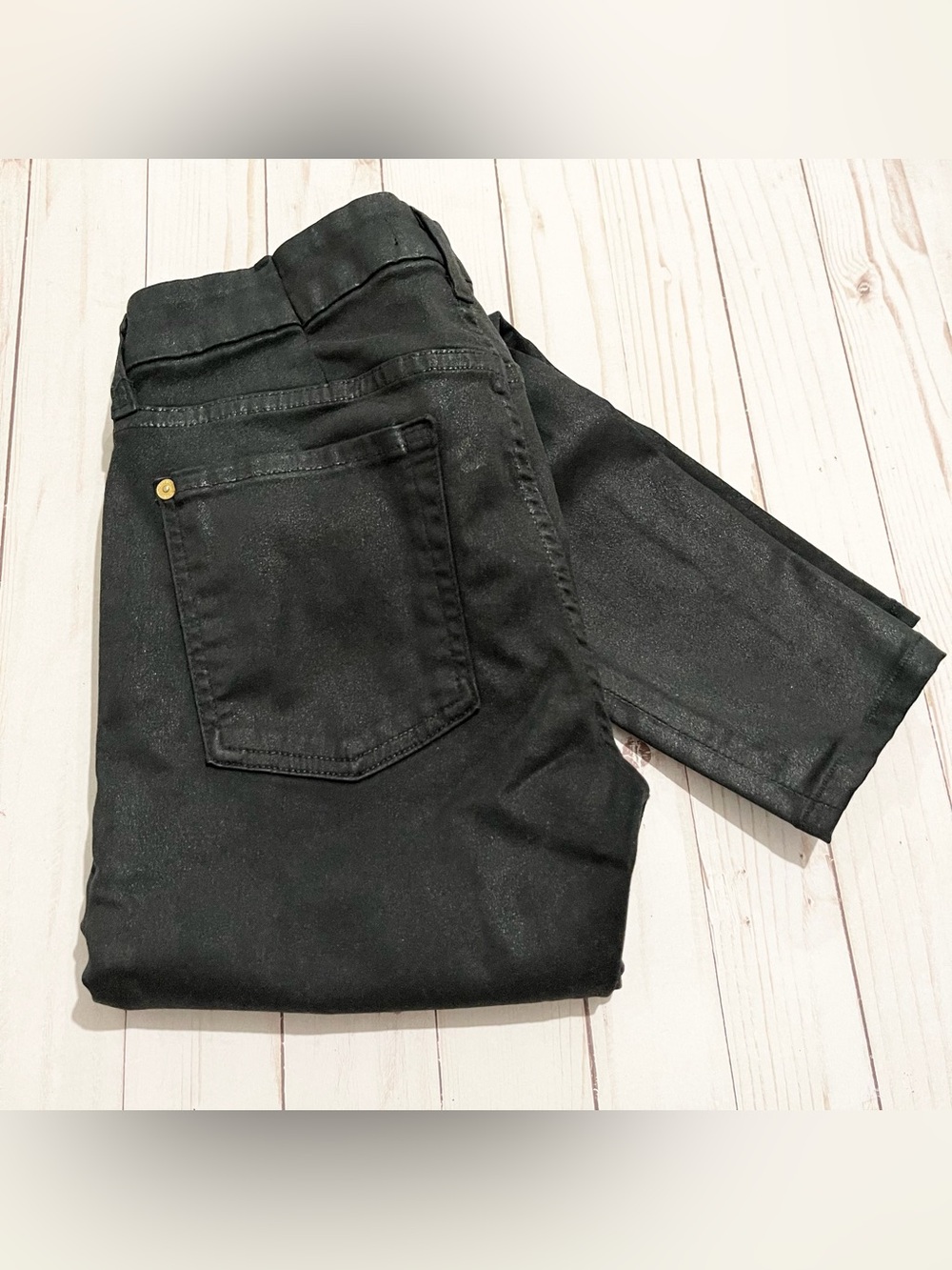 7 For All Mankind Black Skinny Jeans with Subtle Sheen